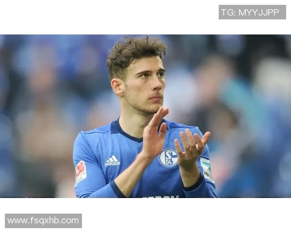 格雷茨卡的足球之路：从青涩少年到德甲巨星的成长历程